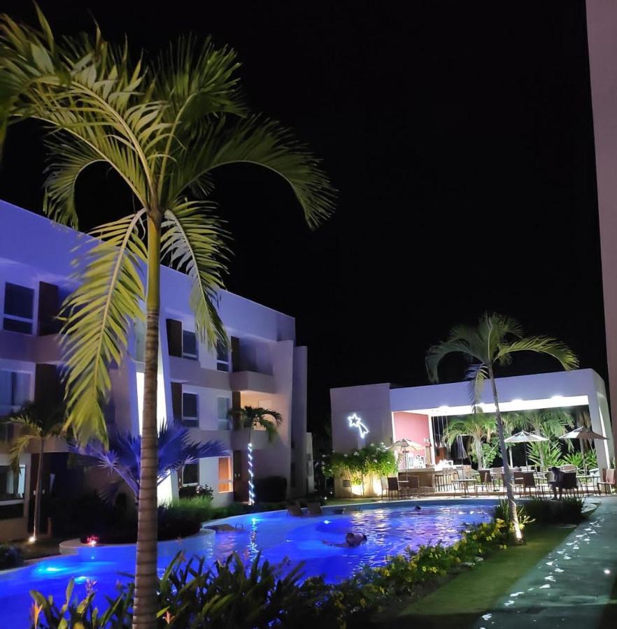 Guarajuba Porto Smeralda Village C02, Terreo - Guarajuba Temporada, Viva Mais De Uma Experiencia De Hospedagem Conosco! 130M Da Praia Exteriér fotografie